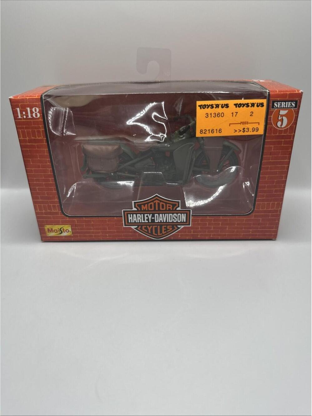 MAISTO HARLEY DAVIDSON 1942 WLA FLATHEAD 1:18 SCALE MOTORCYCLE SERIES 5 NEW